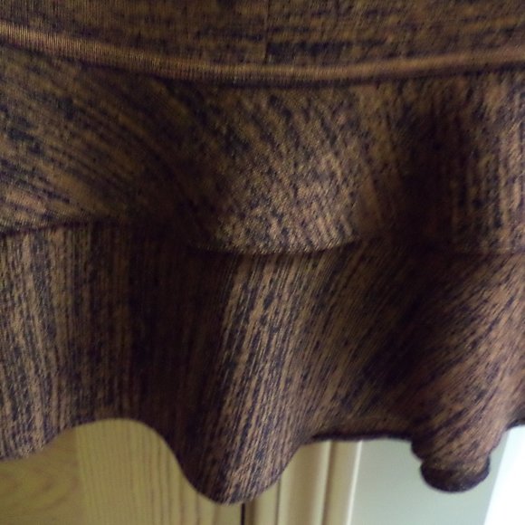 Exclusively MISOOK Skirt with a Flare~Bronze + Black Heathered ~Pleat Accents~2X - Picture 6 of 10